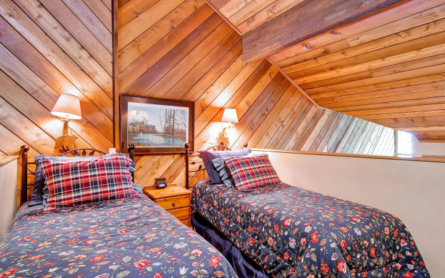 Ridgepoint Townhomes by East West Hospitality