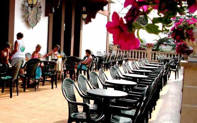 Santa Susanna Resort Hotel