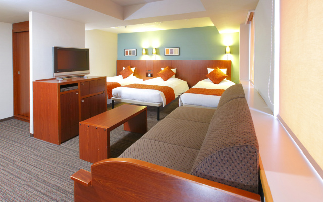 Hotel MyStays Yokohama – Guest Rooms – Yokohama