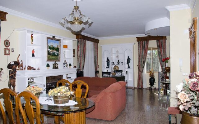 Chalet With 4 Bedrooms in Montemayor, With Wonderful City View, Privat