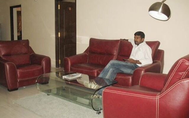 At Home Apartment Hotel