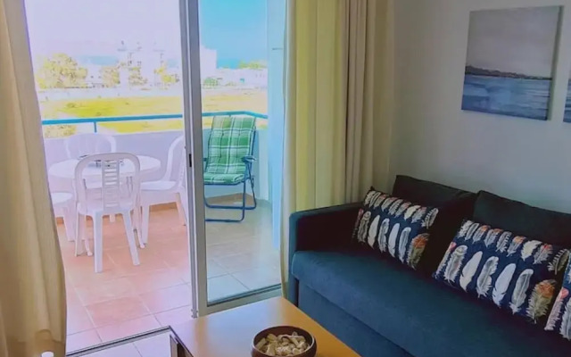35 LCA - Camelia Apartment