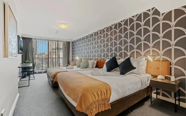 Kozyguru | Haymarket | 2 Bedroom Studio Apartments On George St – Guest Rooms – Sydney