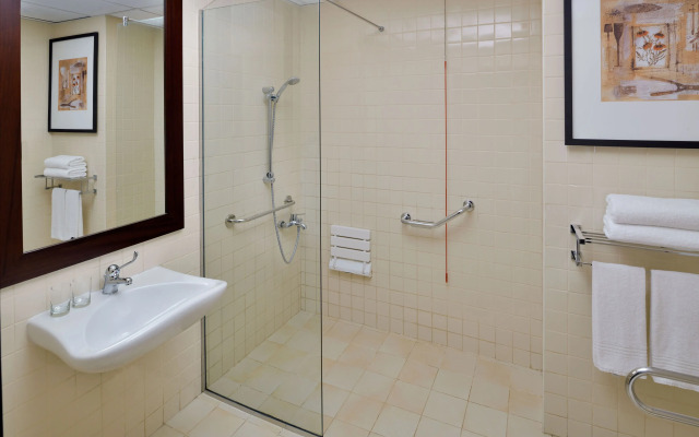 Отель Delta Hotels Jumeirah Beach, Dubai