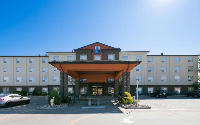 Best Western Bonnyville Inn & Suites