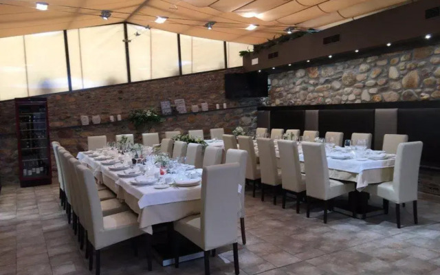 Hotel Calzada