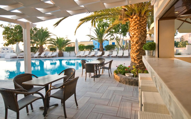 Hotel Makarios