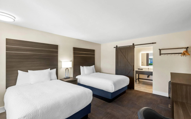 Travelodge by Wyndham Santa Rosa Wine Country