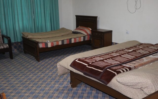 Hotel Galiyat Continental and Restaurant