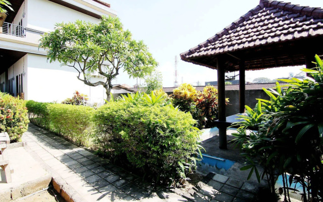 Gong Corner Guest House 2