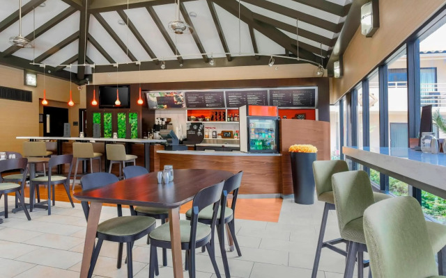 Courtyard by Marriott San Diego Del Mar/Solana Beach