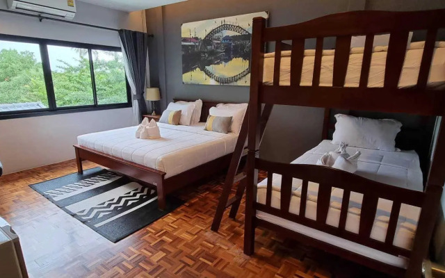 Canvas Family Home