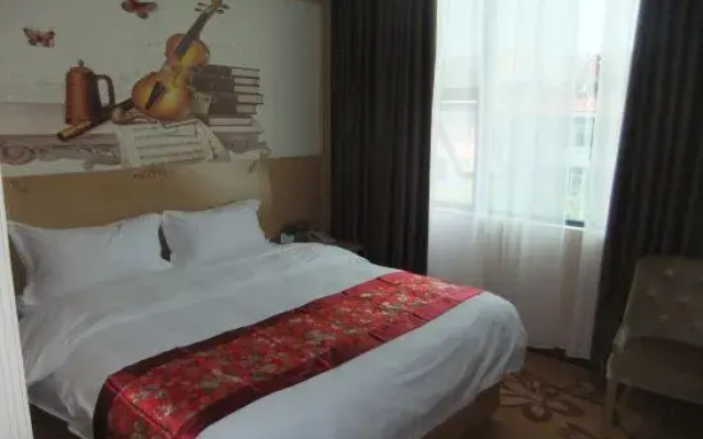 Wanxiang Hotel (Qinzhou Lingshan)