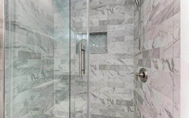 Island Serenity - 6250 Holmes #54
