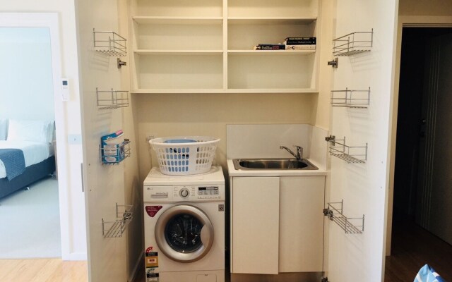 Balmoral Apartment Binalong Bay