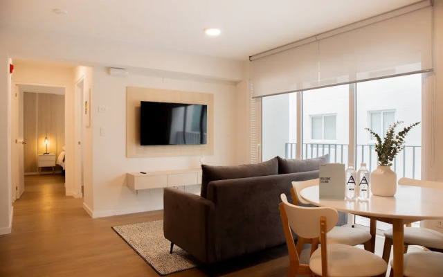 w Charming 2BR Stay in Miraflores
