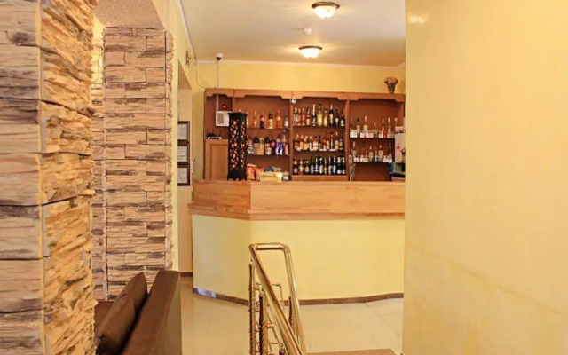 Ay-Sa Hotel