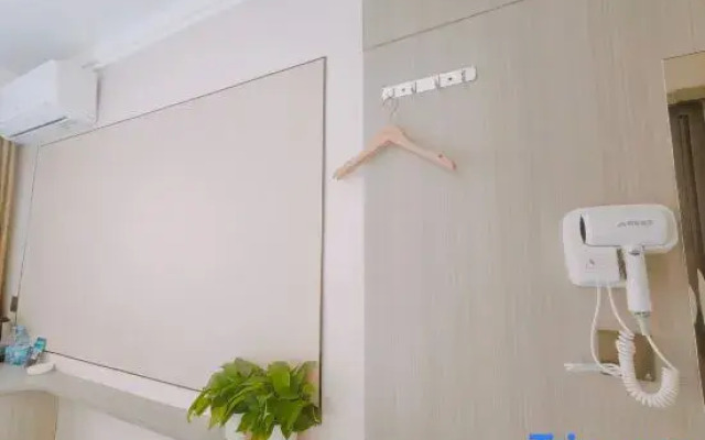 Baotou Langting Express Hotel (Baobai Wangfujing Branch)