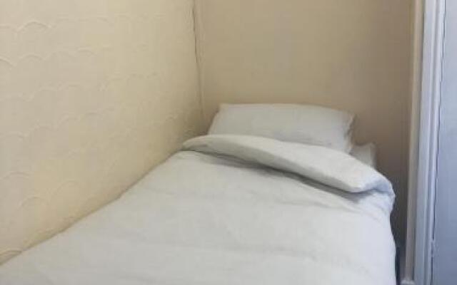 Leecliff Guest House