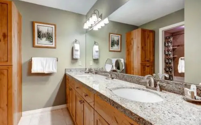 545 Deer Valley Drive