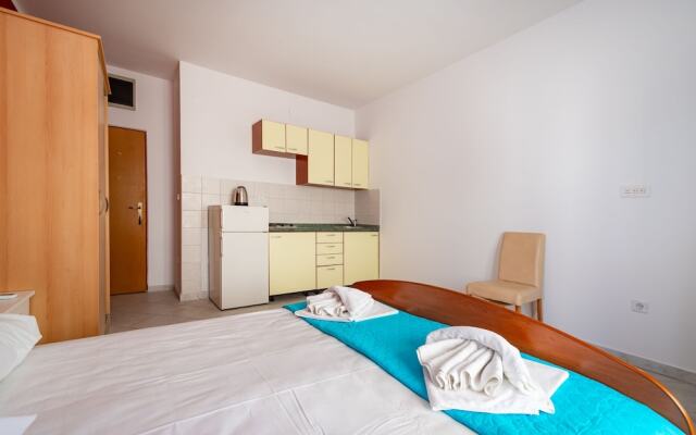 Bonvie Apartments in Center 12 B6