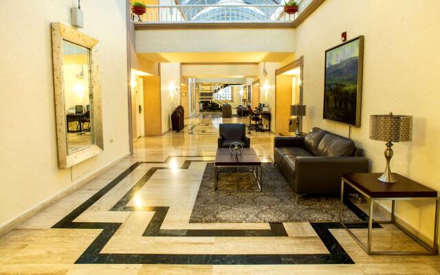 Best Western Plus Monterrey Colon