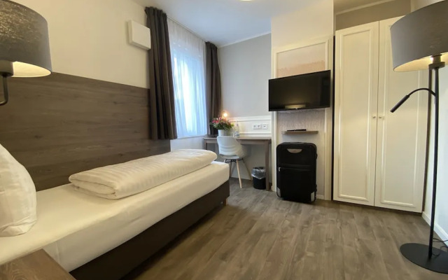 Signature East Hotel Falk