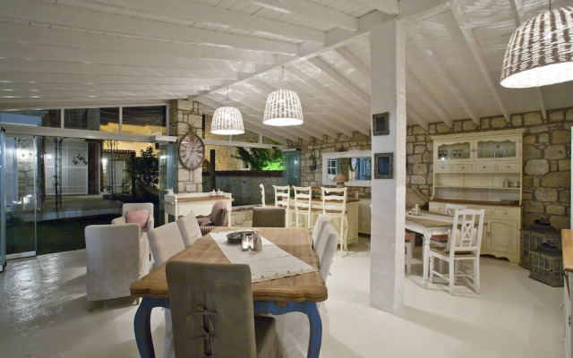 Hane Alacati Boutique Hotel