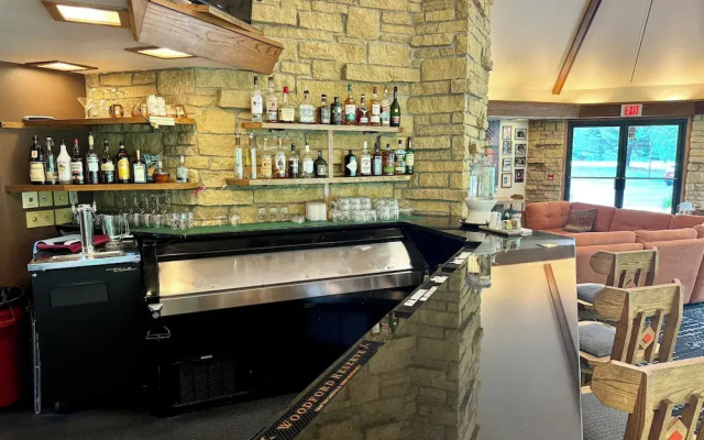 Spring Valley Inn