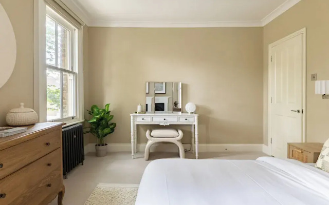 Chiswick Courtyard House