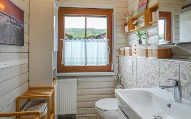 Awesome Apartment in Arrach With 2 Bedrooms and Wifi