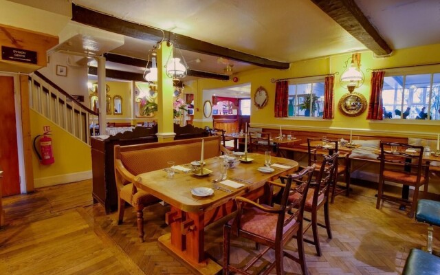 Wynnstay Hotel