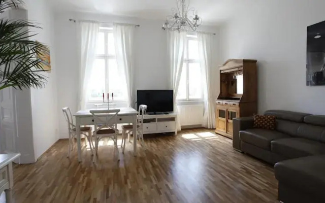 Casa Nostra - Sonnige Wohnung direkt am Augarten