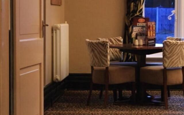 Dukeries Lodge Hotel