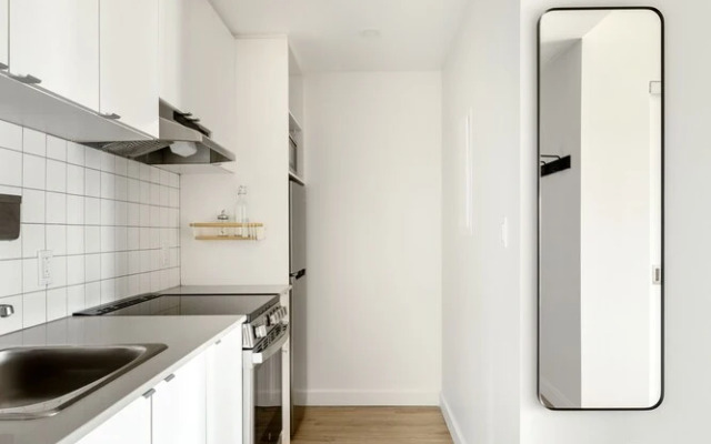 Elegant Studios and Apartments Montreal