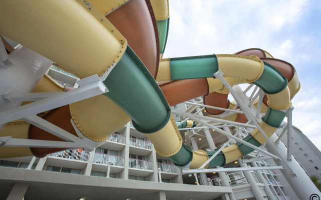 Crown Reef Beach Resort and Waterpark