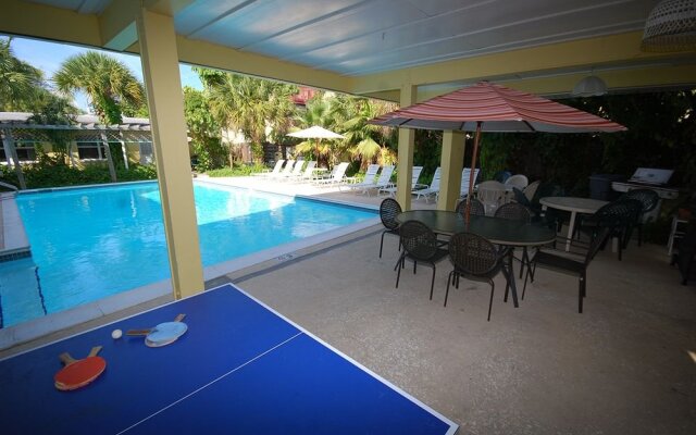 Banana Bay Club Beachside Villas