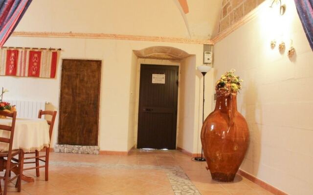 Exedra Holiday House