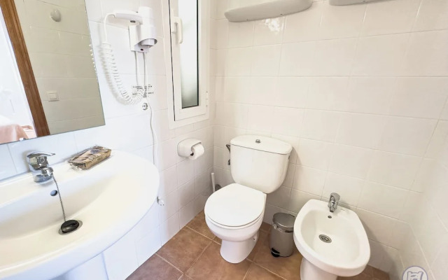 Annabel's Apartments II