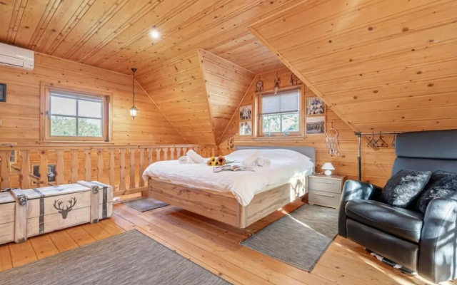 Log Cabin Forest Chalets