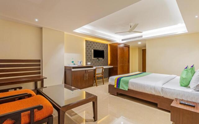 Treebo Suvarna Comforts