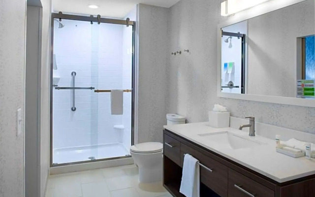 Crowne Plaza Zhanjiang