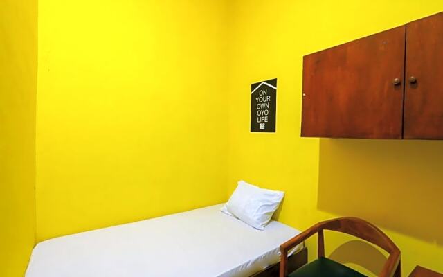 OYO Life 3064 Mahameru Kost Putra