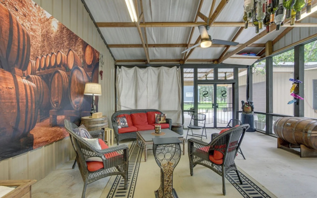 Jefferson Vacation Rental With Golf Cart!