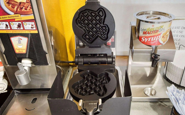 Rodeway Inn San Antonio Lackland AFB - SeaWorld