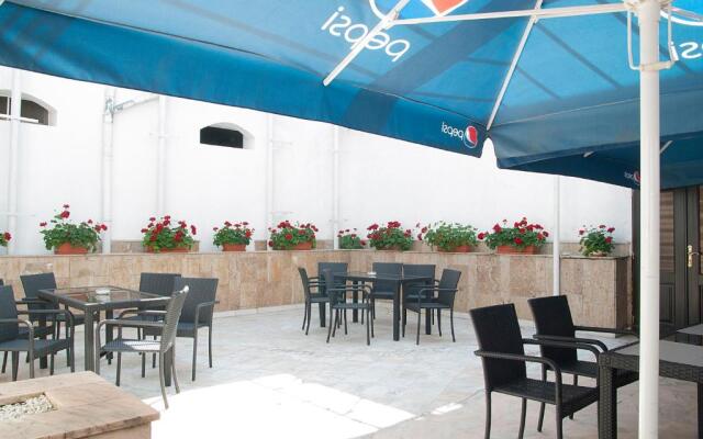 Hotel Restaurant Dacia