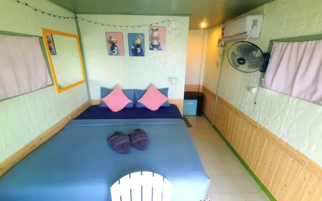 Bailan Hut Resort & Restaurant