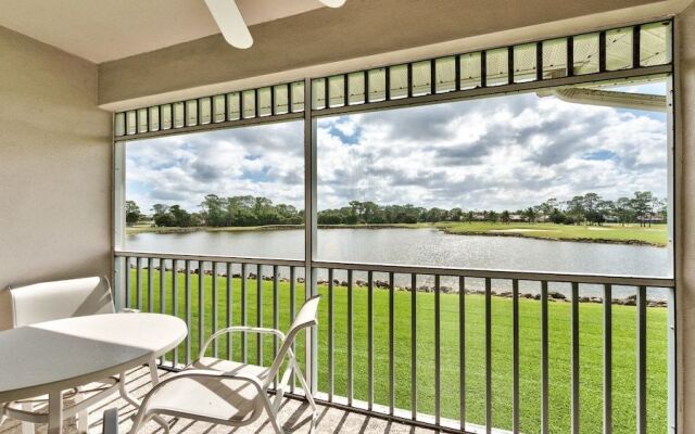 Solterra Vacation Rental: Luxury 3-BR Condo with Lake & Golf Views. Access to Luxury Pool, Hot Tub, and Golf Courses at Lely Resort. Close to Naples Beaches, 5th Avenue S, and Marco Island