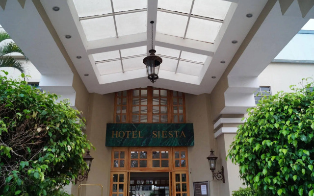 Siesta Hotel and Casino..
