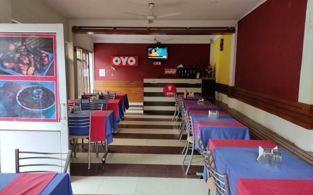OYO 14420 Hotel Green Woods